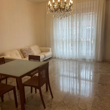 La Casa Di Iuccia Apartmán *